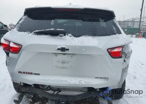 2020 Chevrolet Blazer Awd 2Lt from USA, damaged, VIN 3GNKBHRS9LS659947